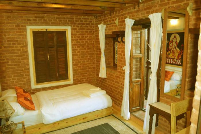 Yamba Traditional Home Lalitpur Esterno foto